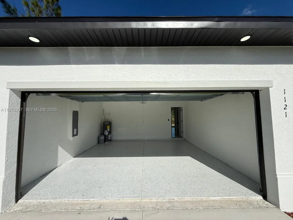 1121 FLORENCE ST E Lehigh Acres, FL 33974