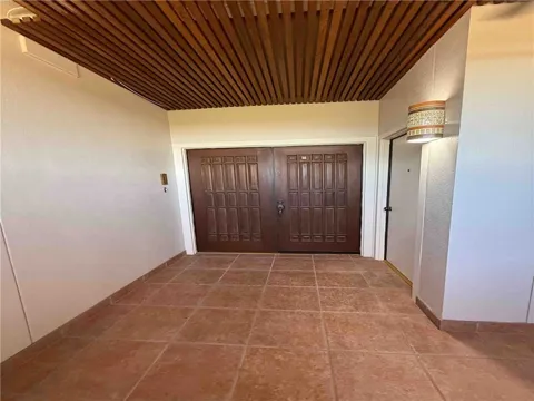 4350 Ocean Drive #801