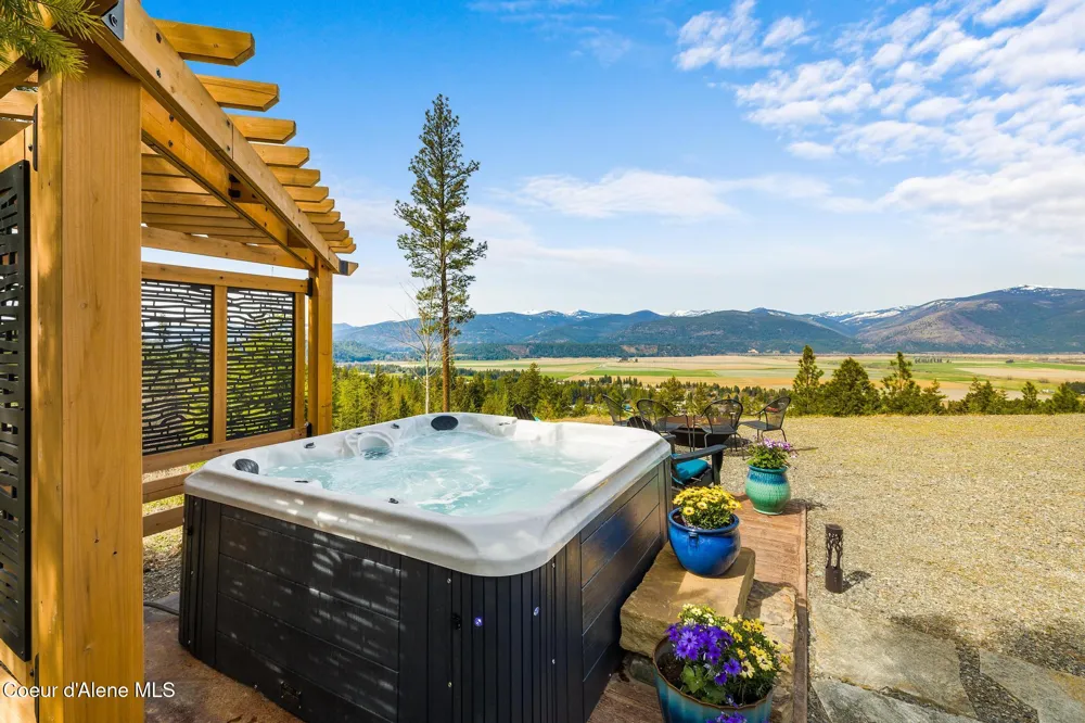 265 Scenic Drive Bonners Ferry, ID 83805