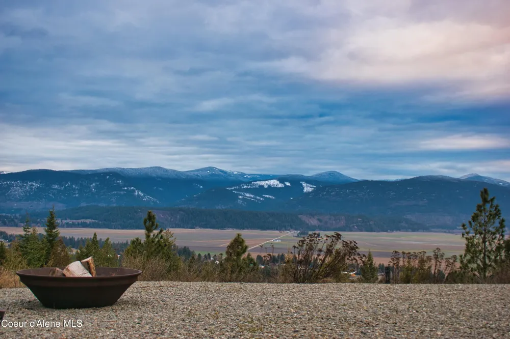 265 Scenic Drive Bonners Ferry, ID 83805
