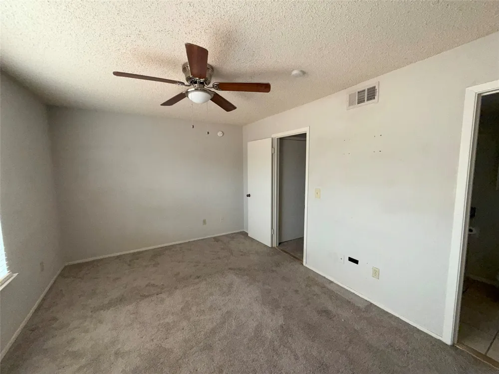 732 W Collins Street Denton, TX 76201