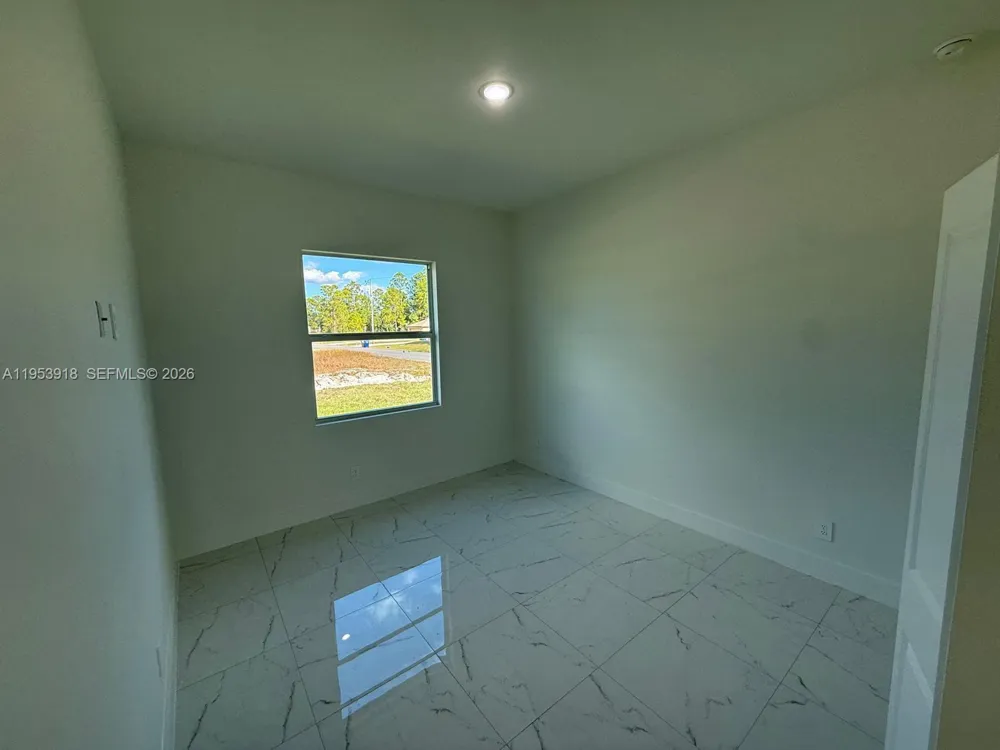 1121 FLORENCE ST E #1121 Lehigh Acres, FL 33974