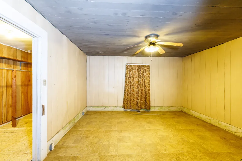 406 Carpenter Street Smiley, TX 78159