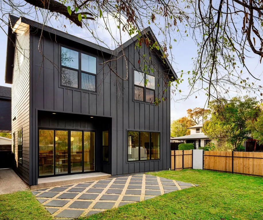 4901 Gladeview Drive #A