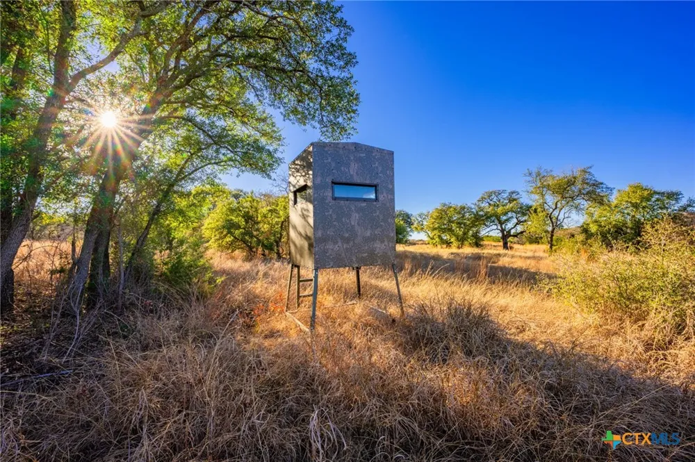 Farm to Market Rd 1047 Lometa, TX 76853
