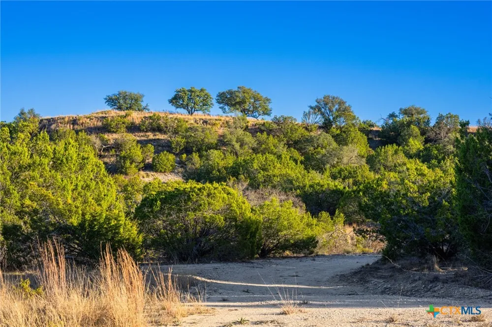Farm to Market Rd 1047 Lometa, TX 76853