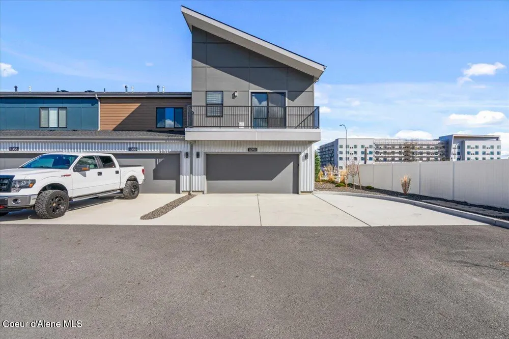 1090 E 4th Avenue Post Falls, ID 83854