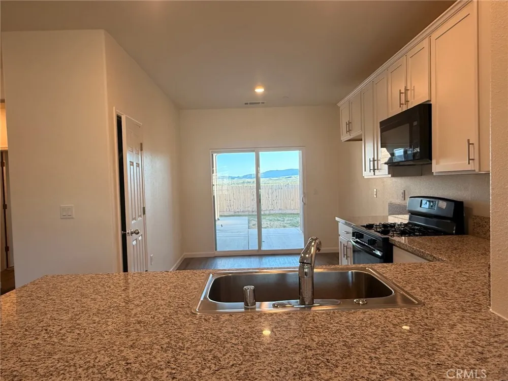1105 E Orange Street Avenal, CA 93204