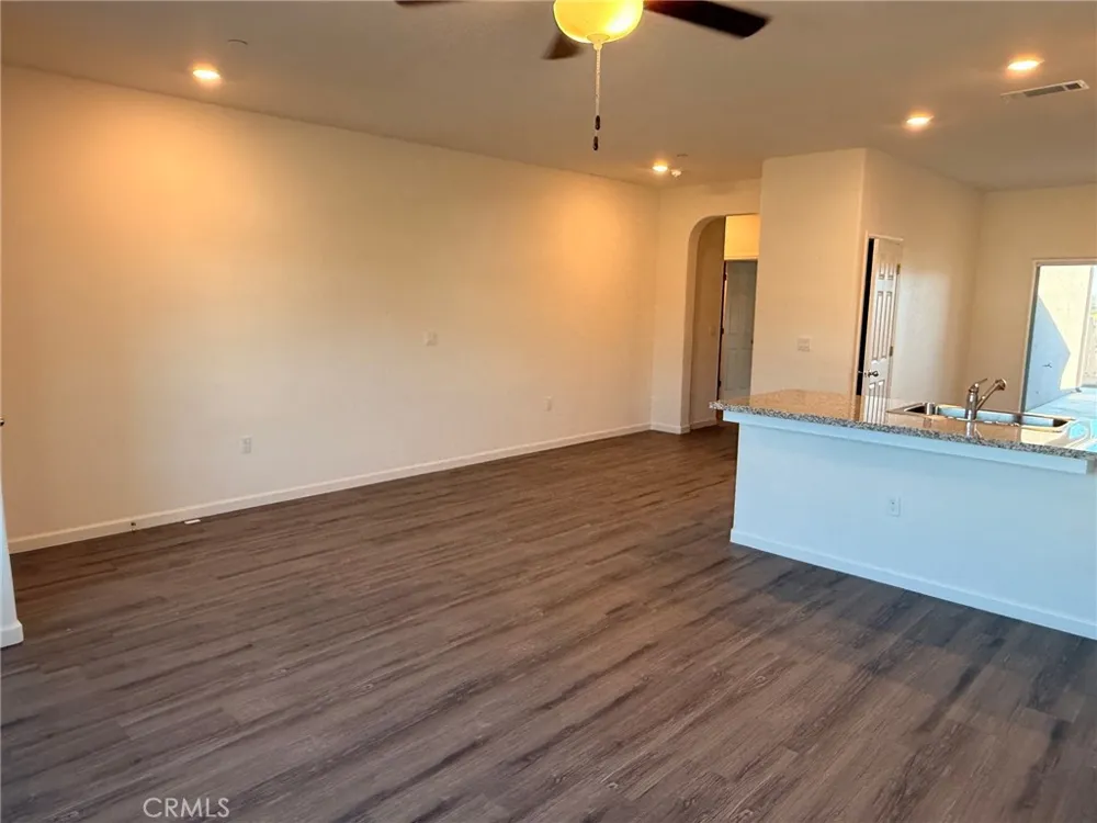 1105 E Orange Street Avenal, CA 93204