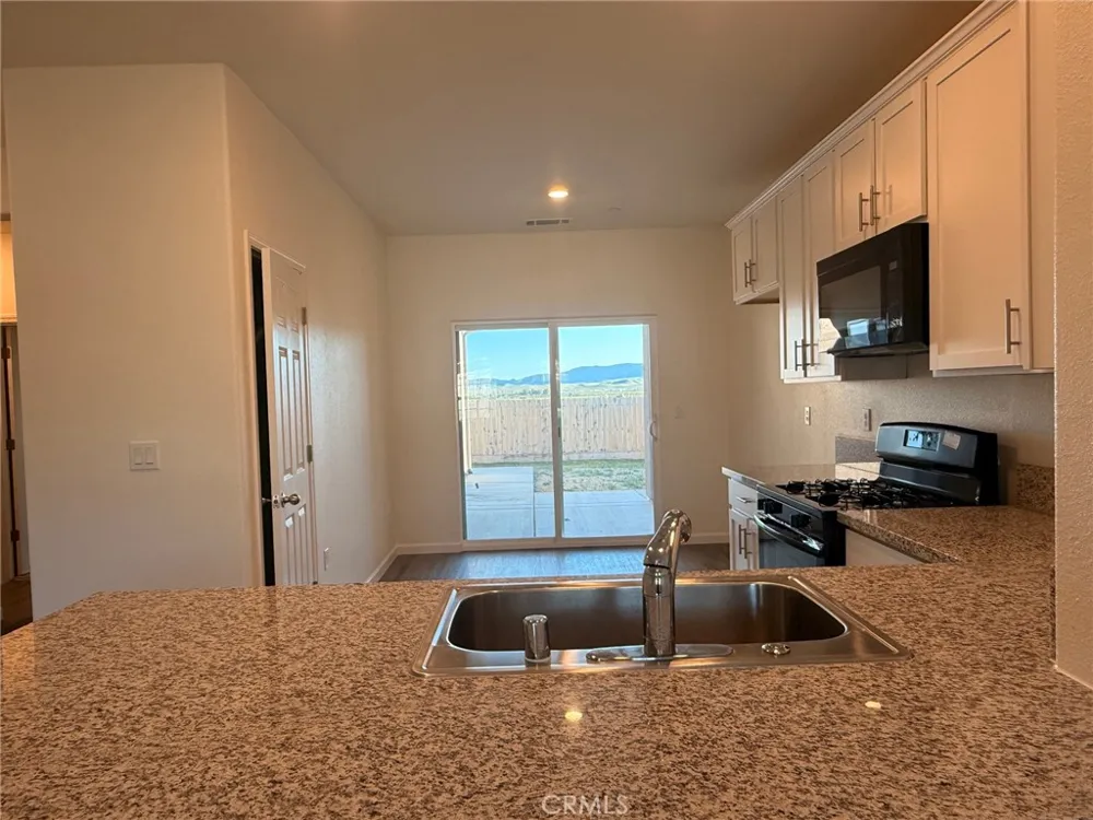1105 E Orange Street Avenal, CA 93204
