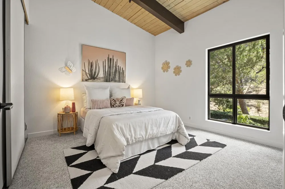 19100 Crest Ave #100 Castro Valley, CA 94546