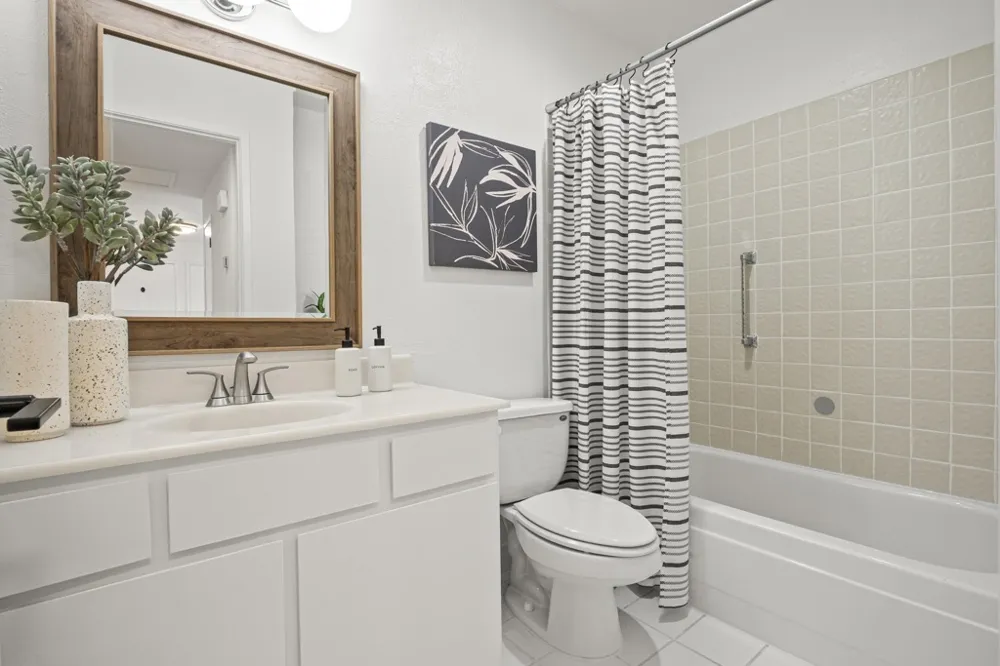 19100 Crest Ave #100 Castro Valley, CA 94546