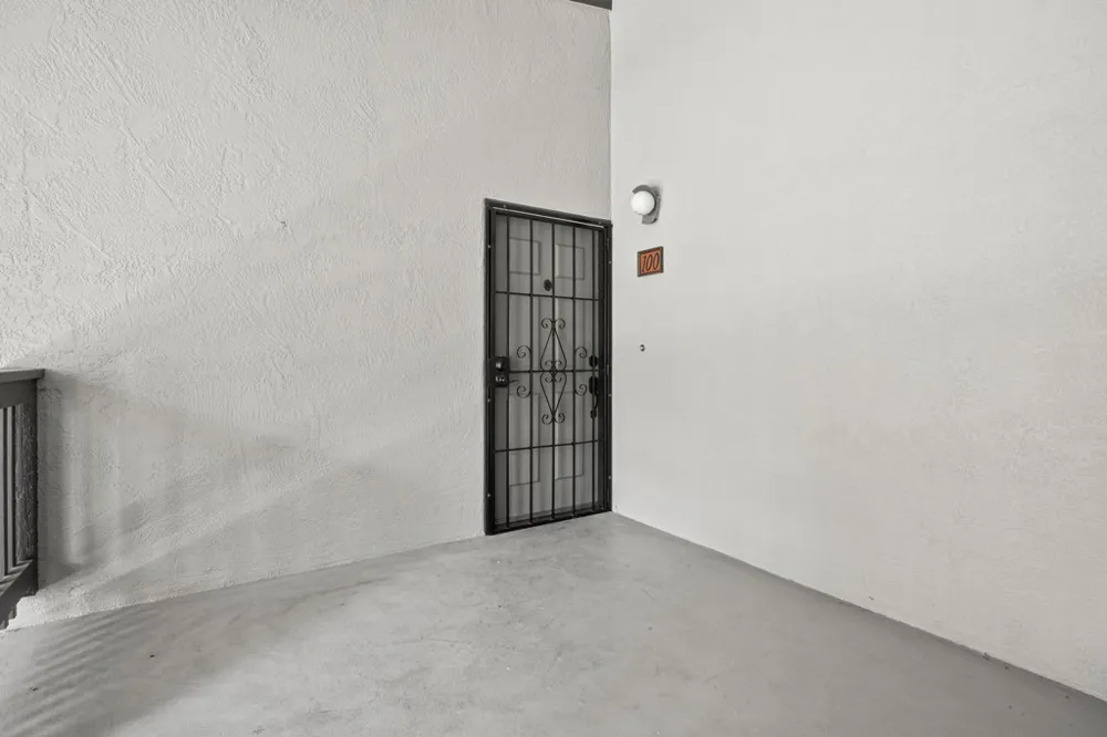 19100 Crest Ave #100 Castro Valley, CA 94546