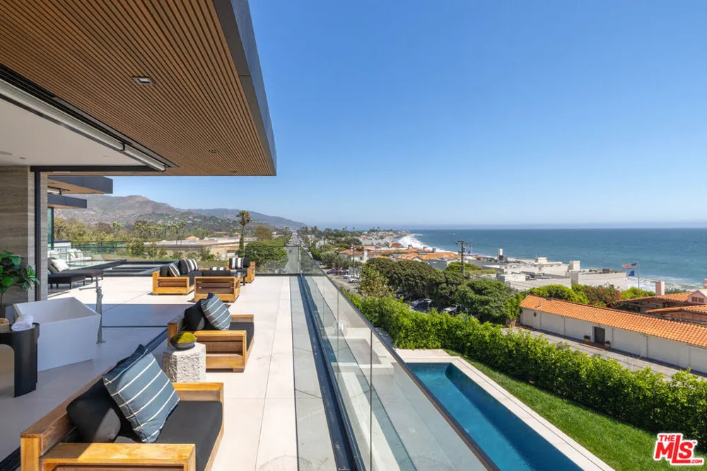 23917 Malibu Road Malibu, CA 90265