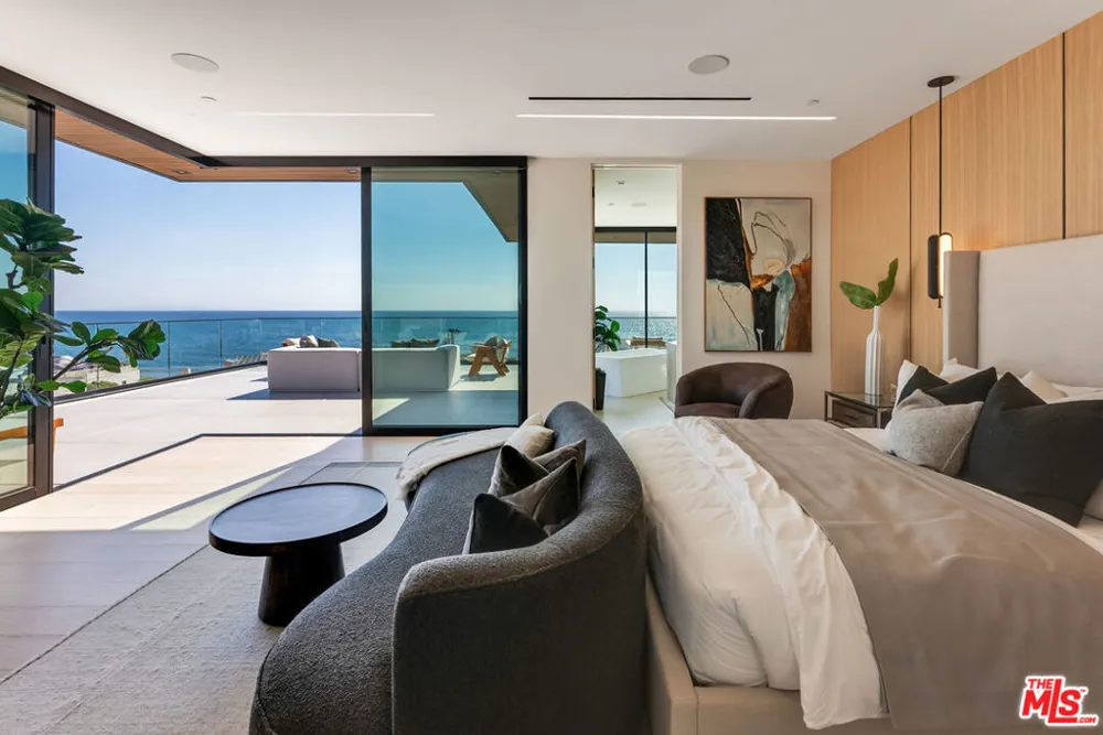 23917 Malibu Road Malibu, CA 90265