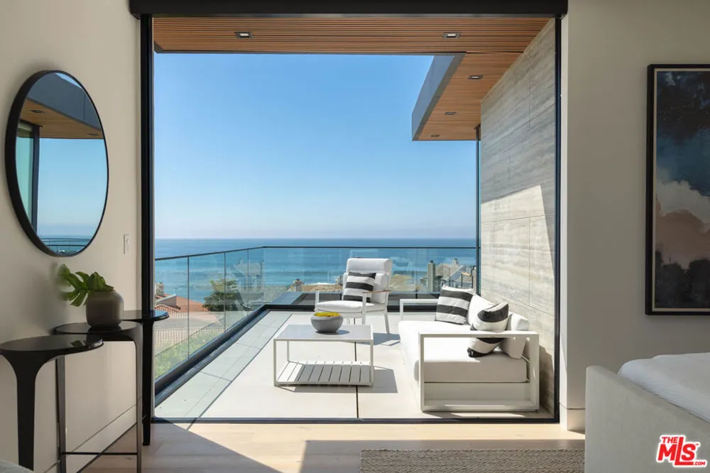 23917 Malibu Road Malibu, CA 90265