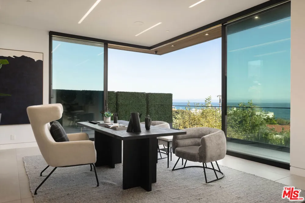 23917 Malibu Road Malibu, CA 90265
