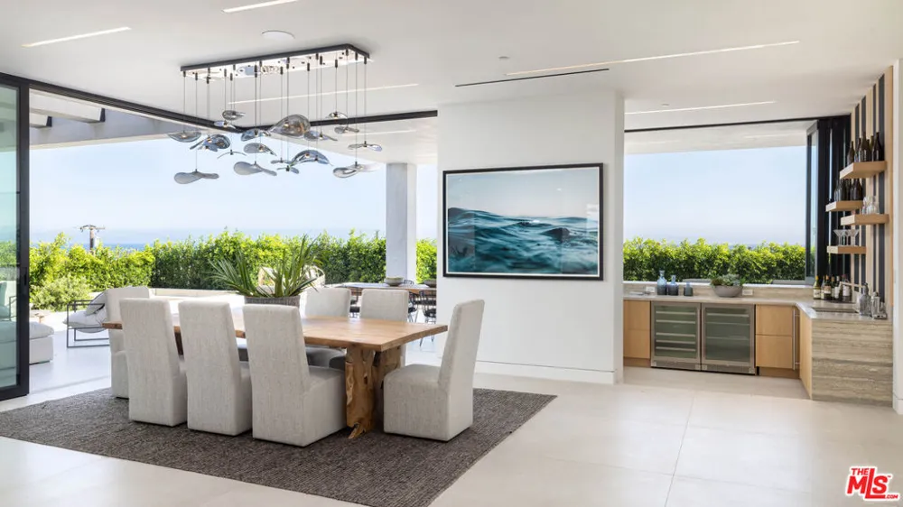 23917 Malibu Road Malibu, CA 90265