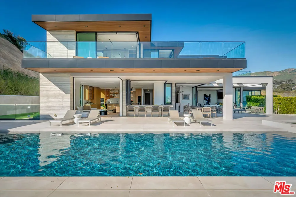 23917 Malibu Road Malibu, CA 90265