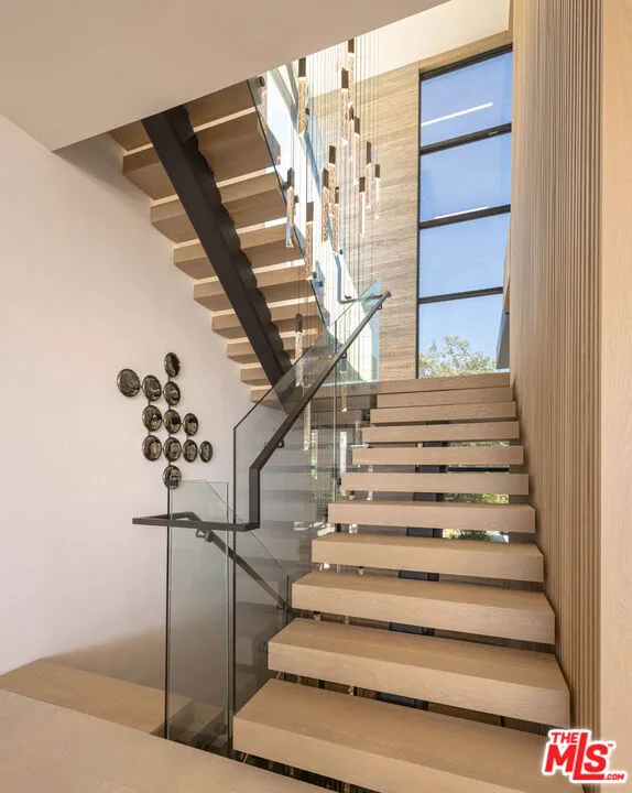 23917 Malibu Road Malibu, CA 90265