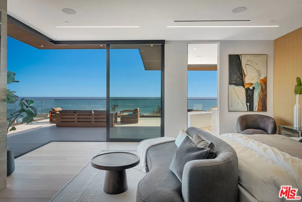 23917 Malibu Road Malibu, CA 90265