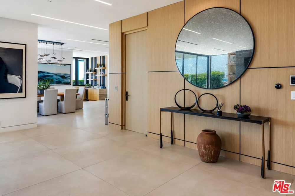 23917 Malibu Road Malibu, CA 90265