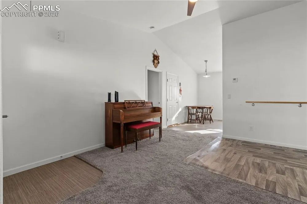 821 Raynolds Avenue Canon City, CO 81212
