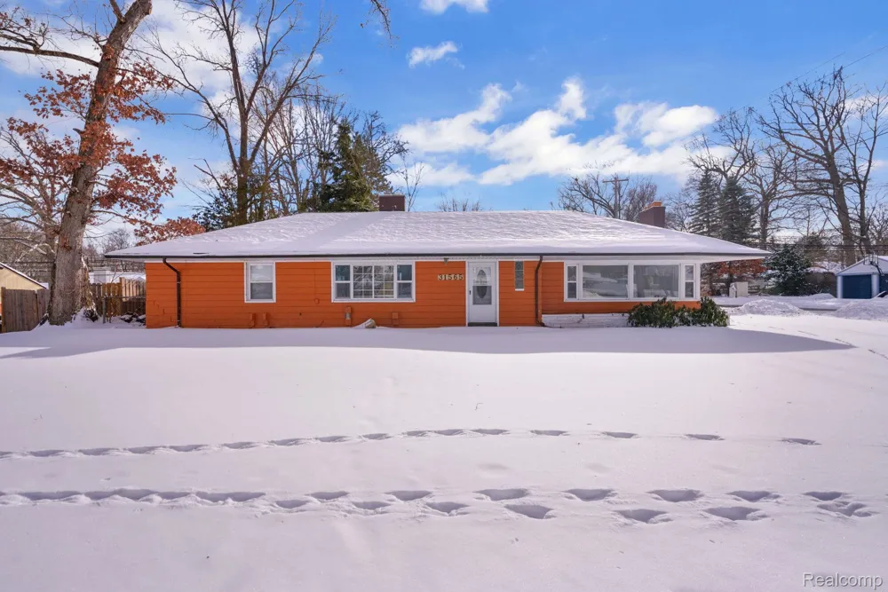 31565 Marquette Street