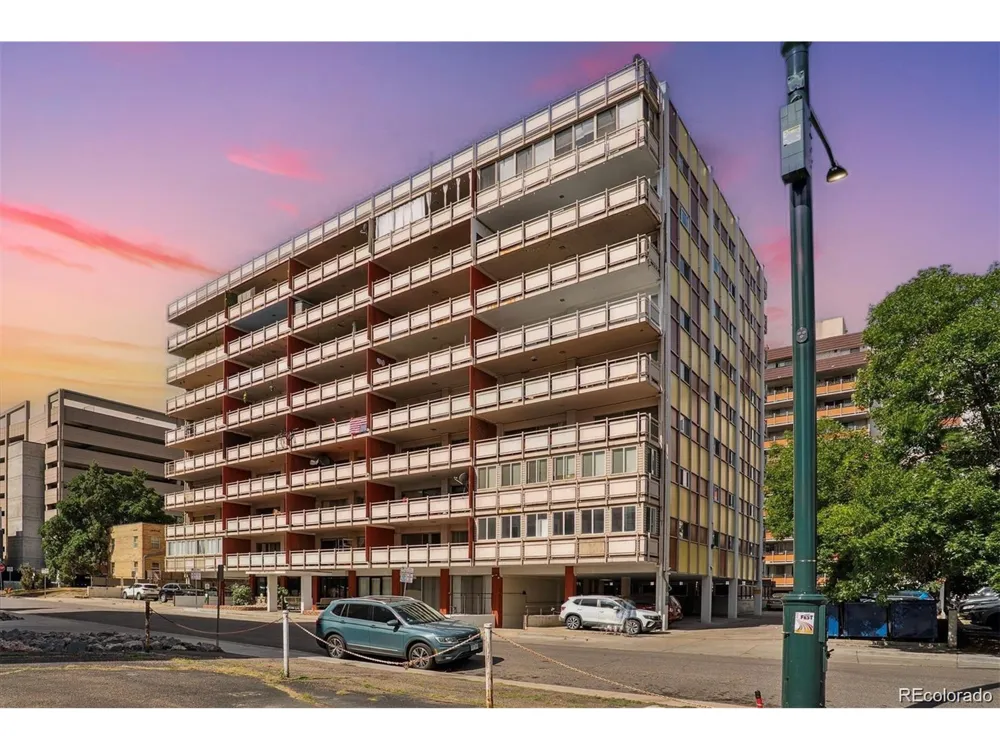 1121 Albion Street #207