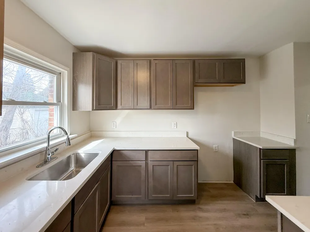 16595 Ardmore Street Detroit, MI 48235
