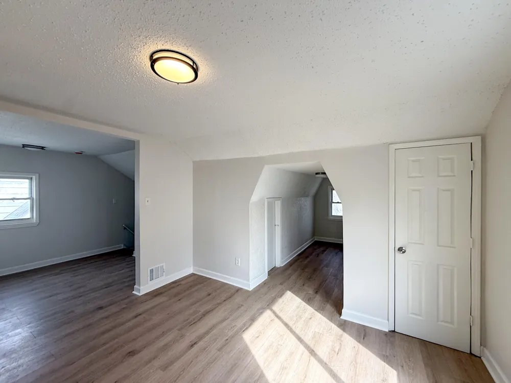 16595 Ardmore Street Detroit, MI 48235