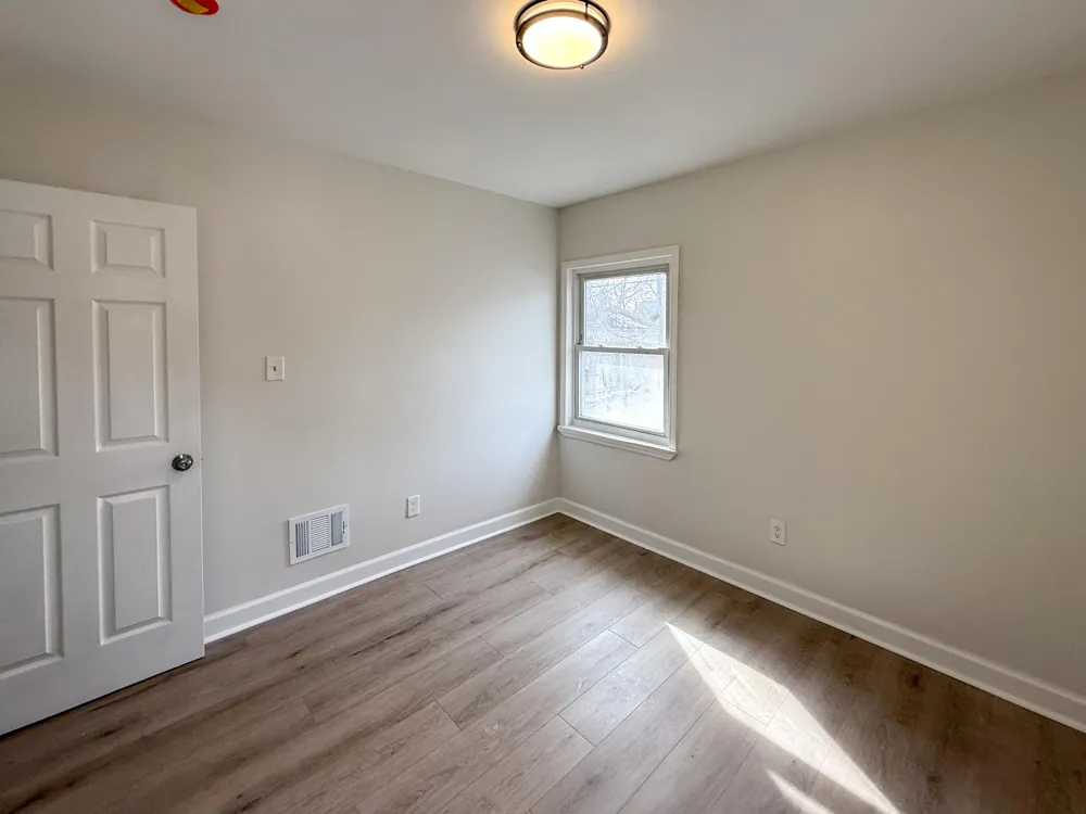 16595 Ardmore Street Detroit, MI 48235