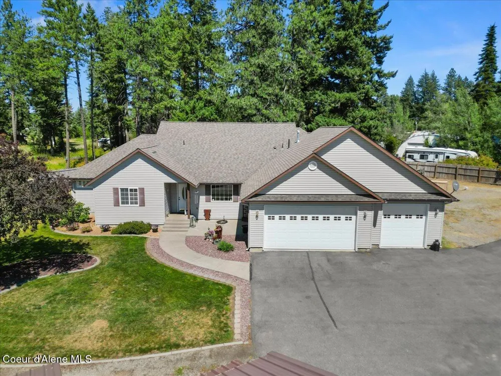 32595 1st Avenue Spirit Lake, ID 83869