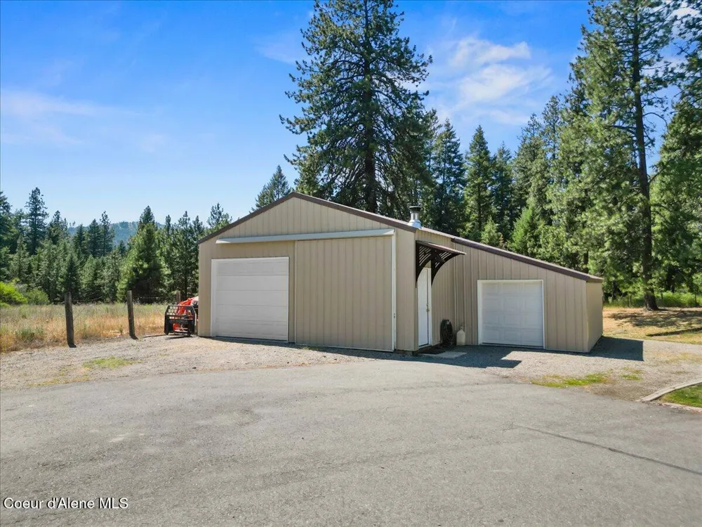 32595 1st Avenue Spirit Lake, ID 83869