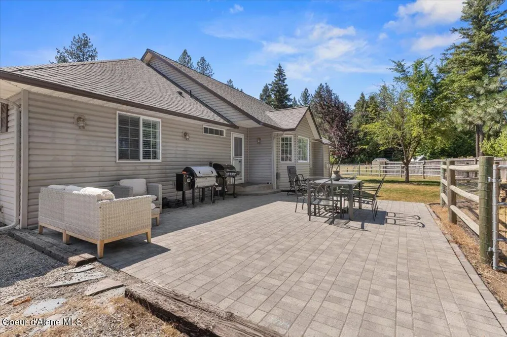 32595 1st Avenue Spirit Lake, ID 83869
