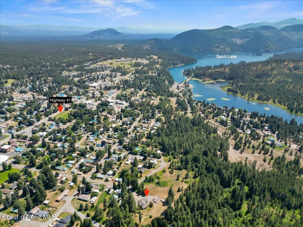 32595 1st Avenue Spirit Lake, ID 83869
