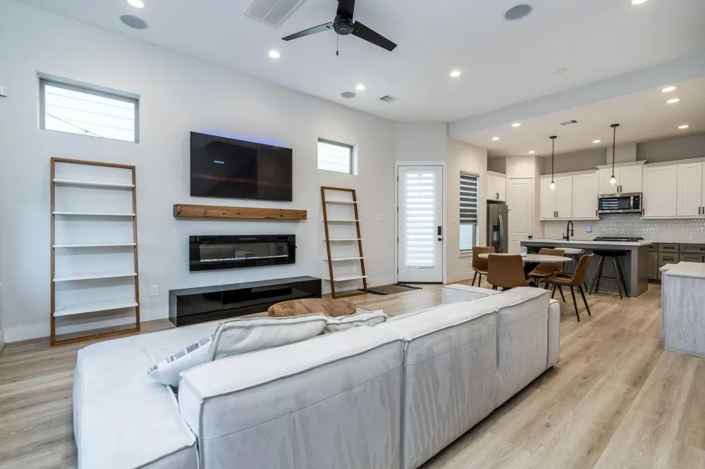 5355 Creekmont Oaks Lane