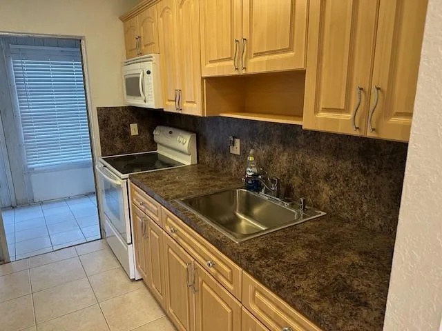 7705 NW 5th Court #104