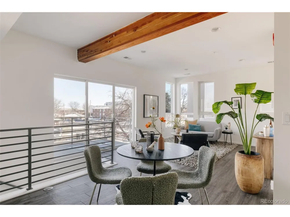 1711 Hooker Street #1