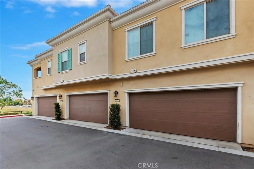 425 Beechwood Rialto, CA 92376