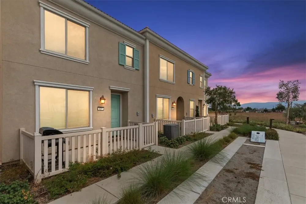 425 Beechwood Rialto, CA 92376