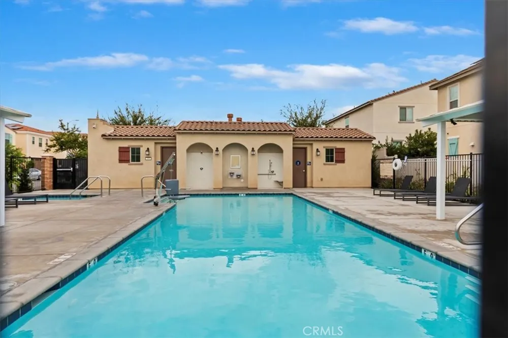 425 Beechwood Rialto, CA 92376