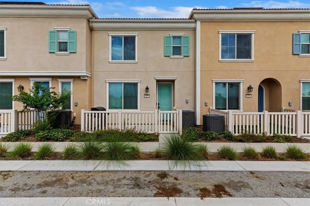 425 Beechwood Rialto, CA 92376