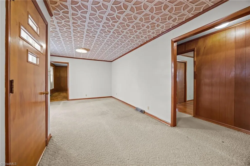 806 7th Avenue Mayodan, NC 27027