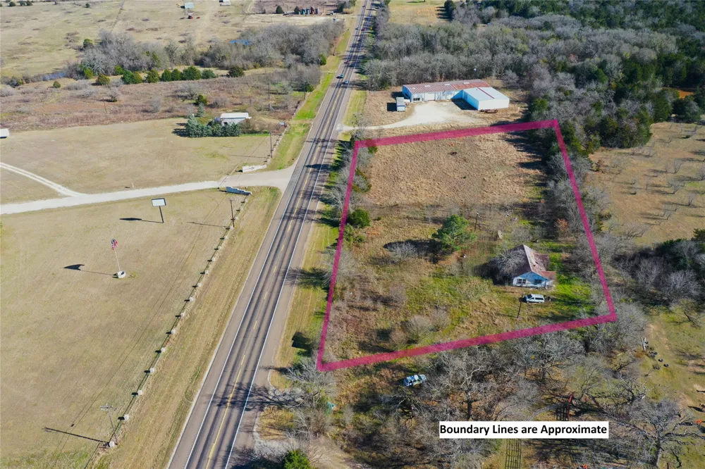 1585 W Highway 84 Mexia, TX 76667