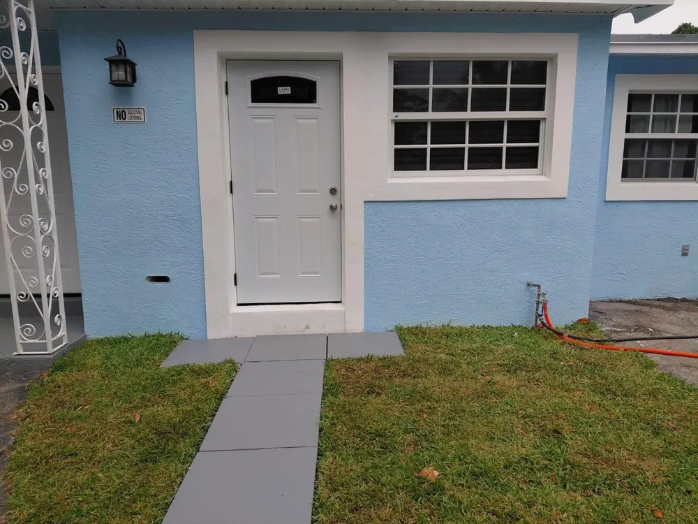 785 Balfrey Drive S #B