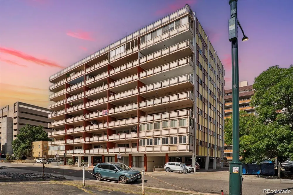 1121 Albion Street #207