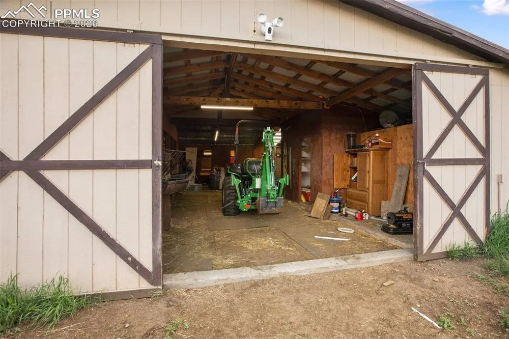 13599 County Road 1 Florissant, CO 80816