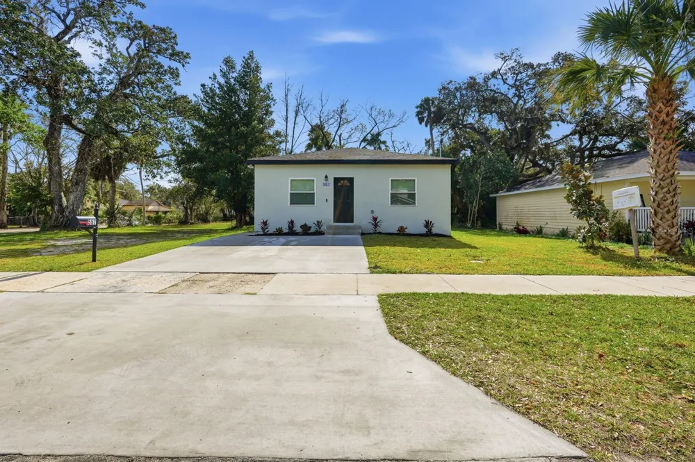 557 LIVE OAK AVENUE Daytona Beach, FL 32114