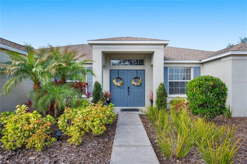4403 AVONDALE GROVES STREET Plant City, FL 33567